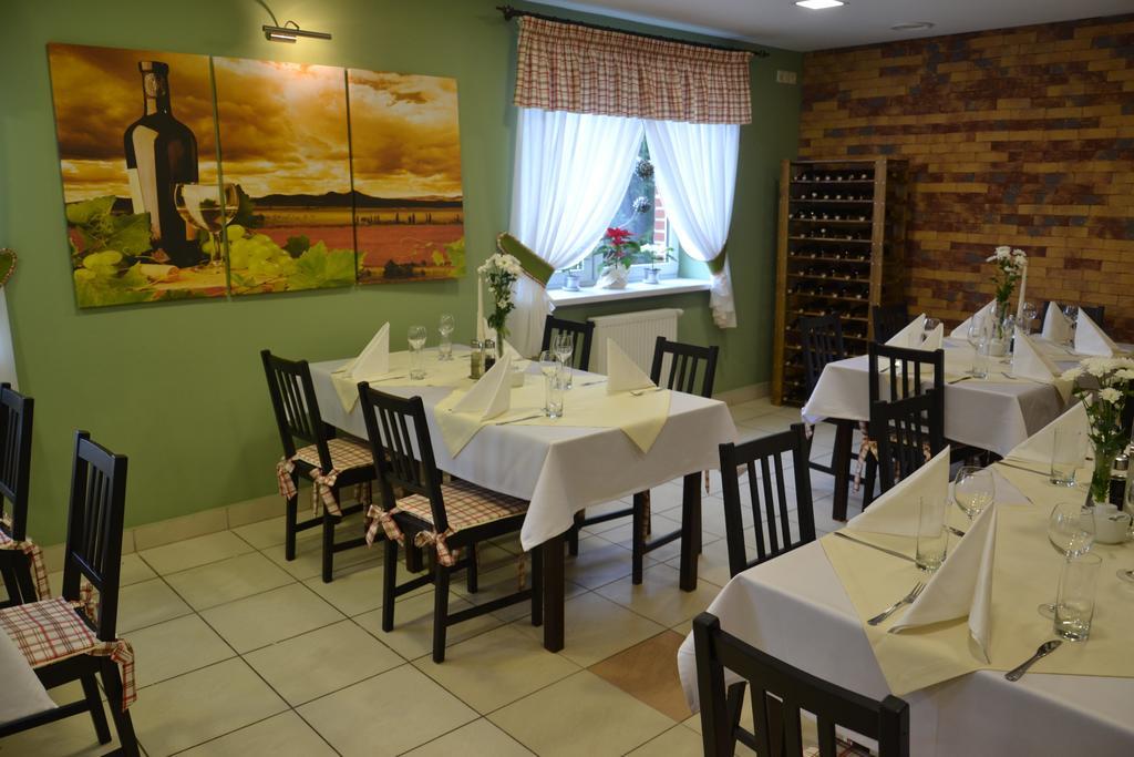 Hotel Solpark Kleszczow  ภายนอก รูปภาพ