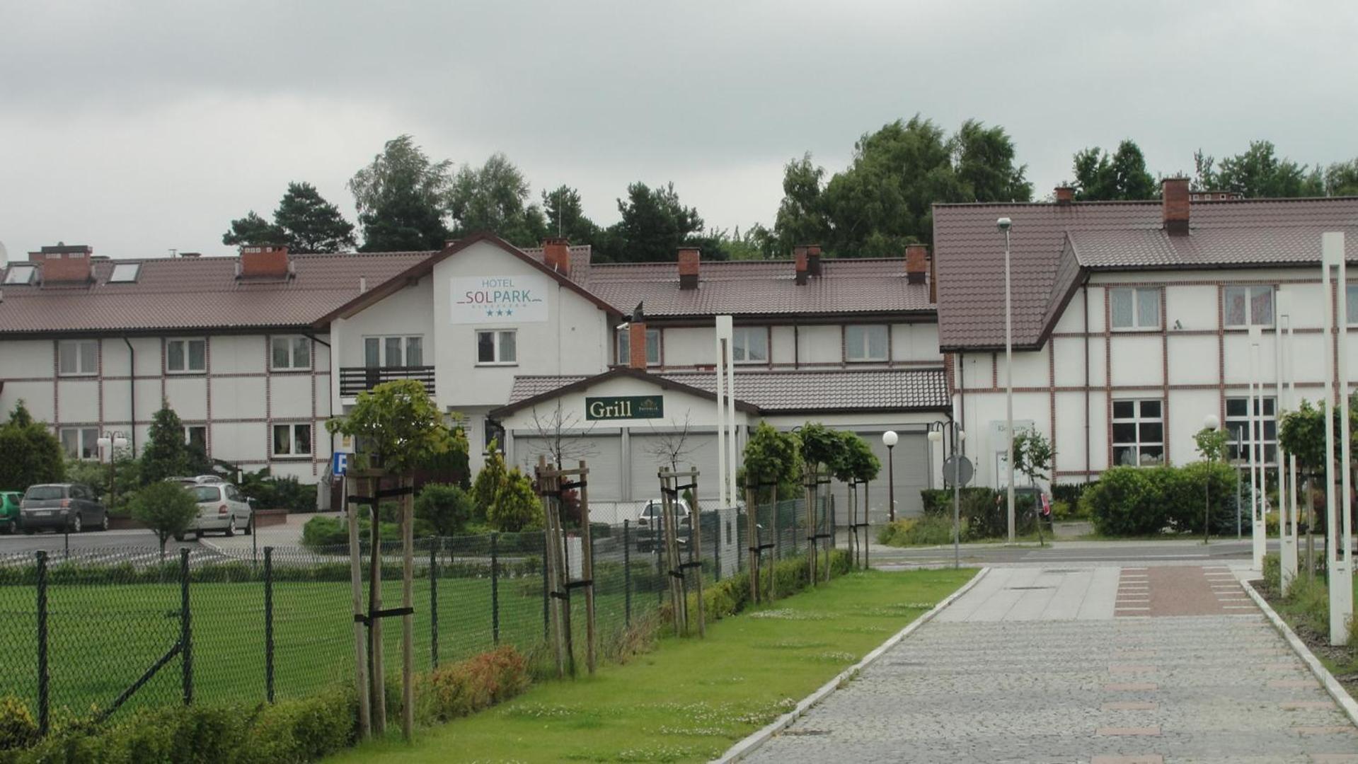 Hotel Solpark Kleszczow  ภายนอก รูปภาพ
